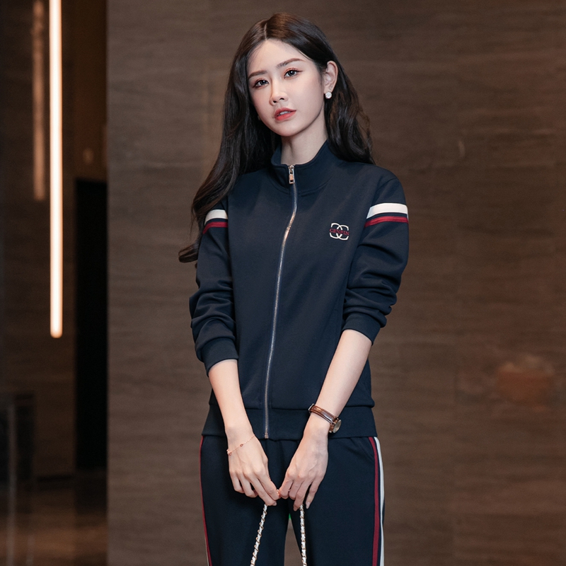 Модный спортивный костюм для ж – обзор и цена Women Fashion Over The Years