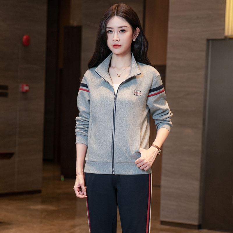 Модный спортивный костюм для ж – обзор и цена Women Fashion Over The Years